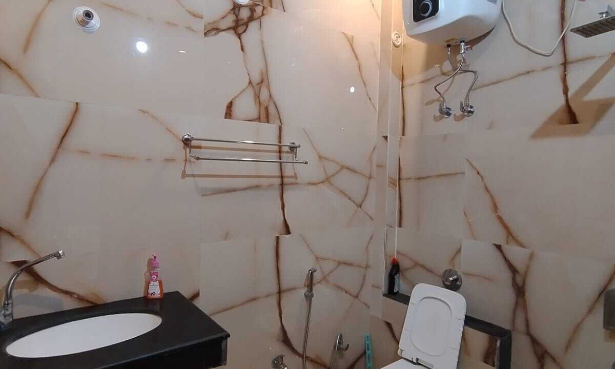Photo of Bathroom in Jhusi