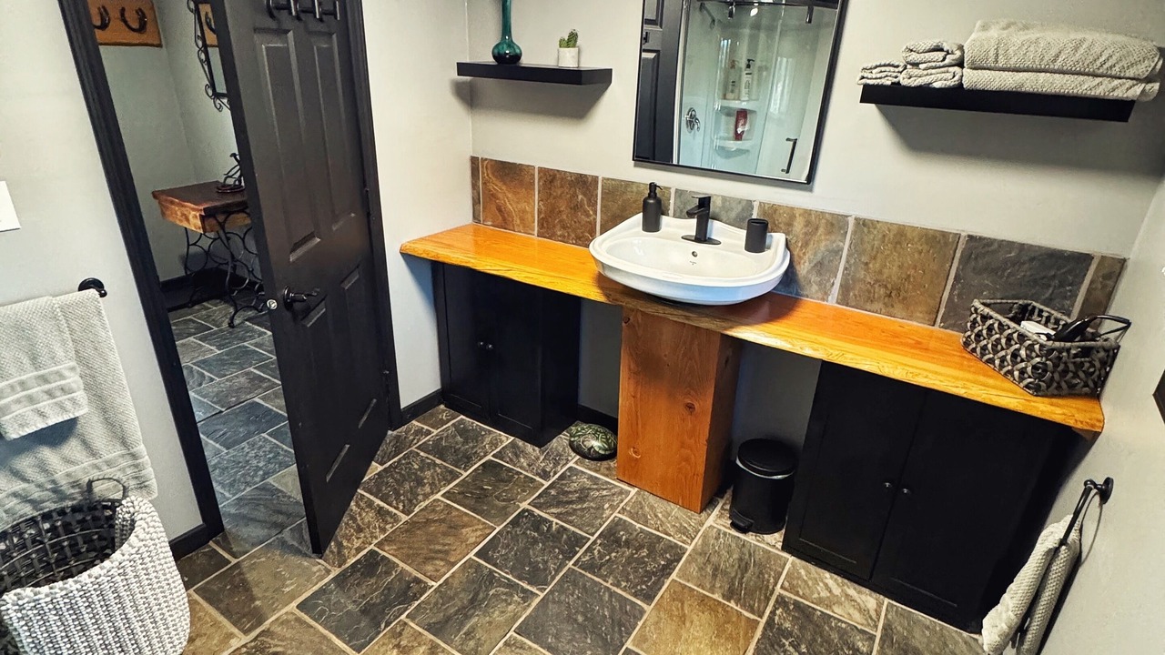 Photo of Bathroom in Cariboo Chilcotin Coast