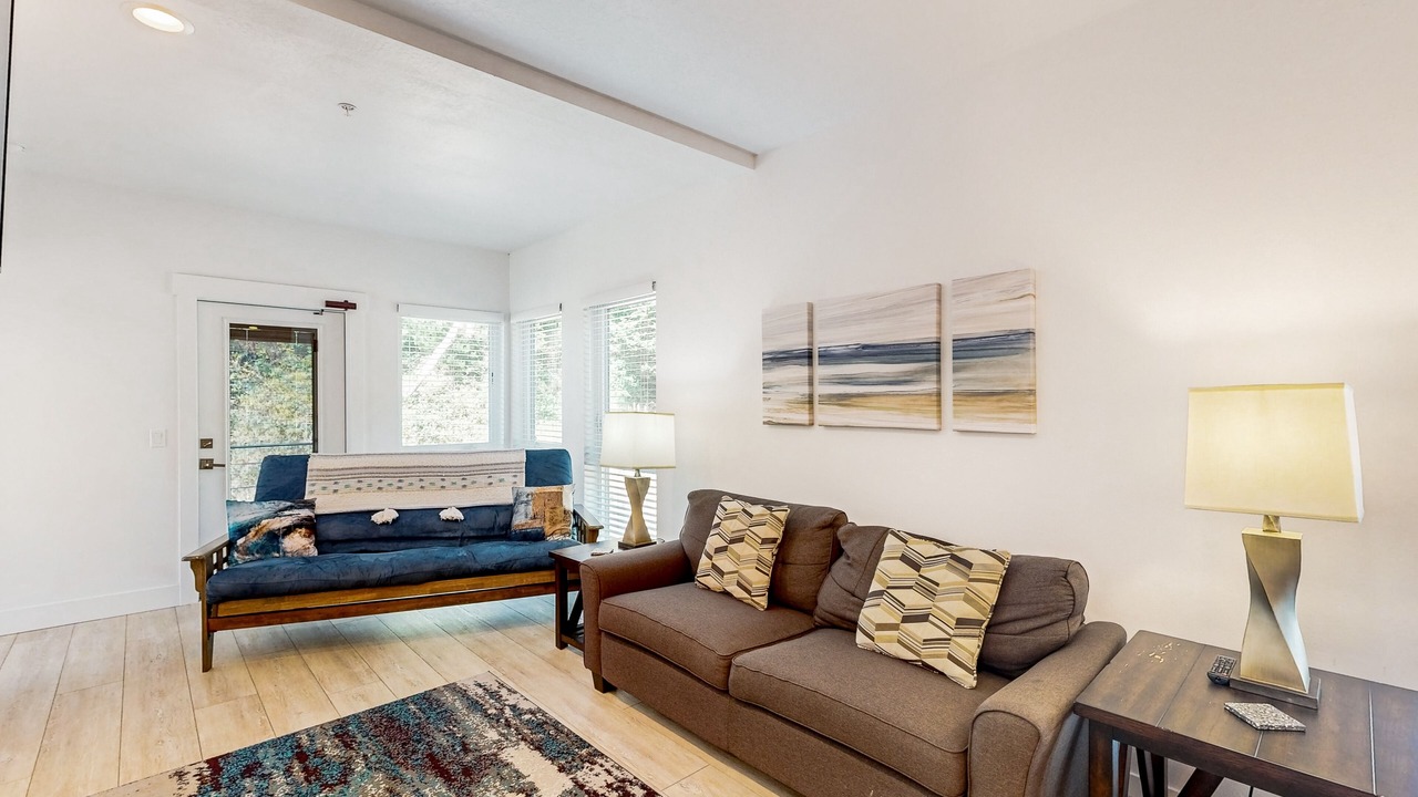 Photo of Livingroom in Gold Beach