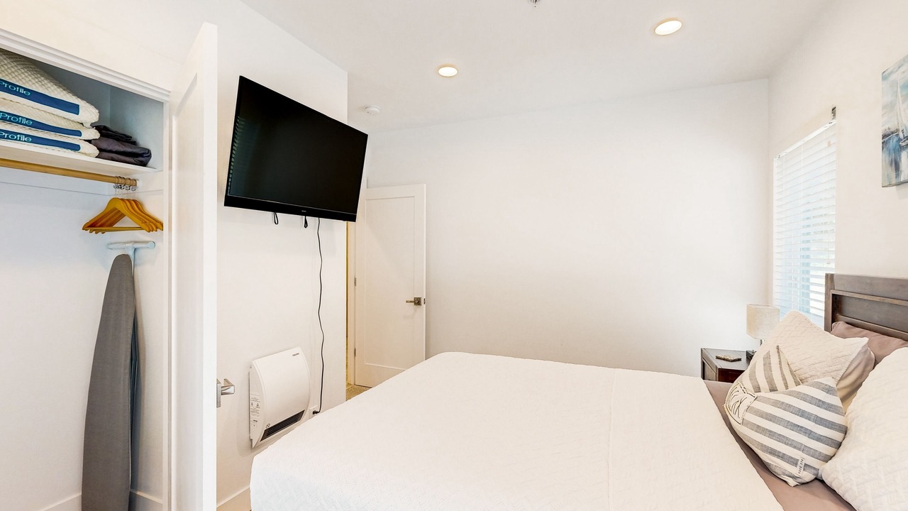 Photo of Bedroom in Gold Beach