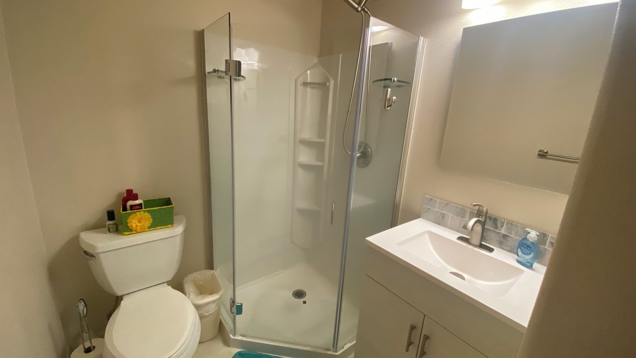 Photo of Bathroom in Abbott Loop
