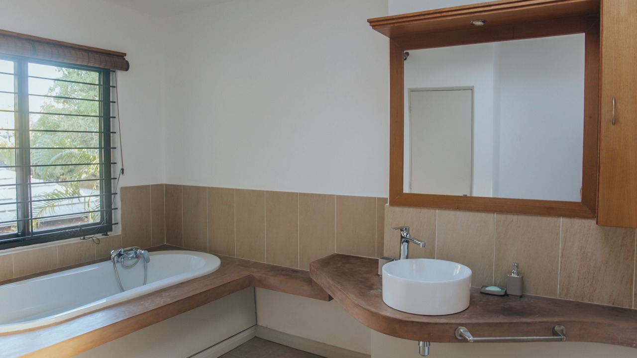 Photo of Bathroom in Tamarin