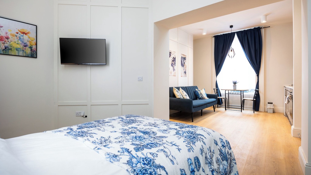 Photo of Bedroom in Broadstone
