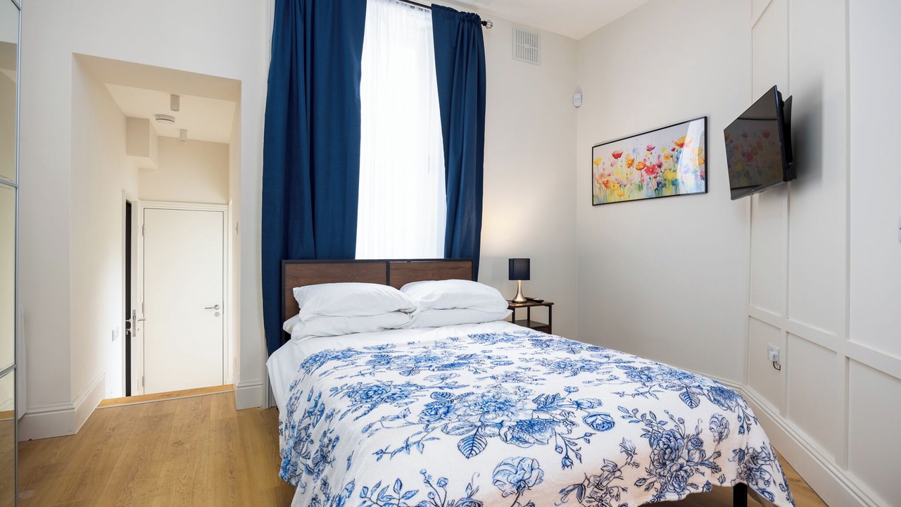 Photo of Bedroom in Broadstone