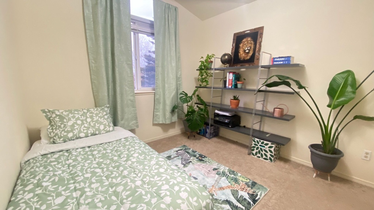 Photo of Bedroom in Abbott Loop