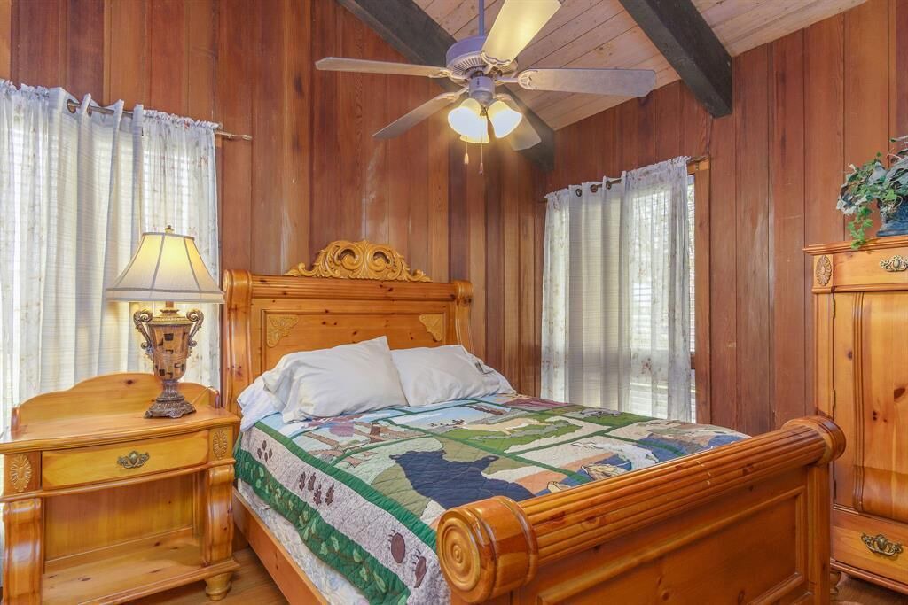 Photo of Bedroom in Lindale
