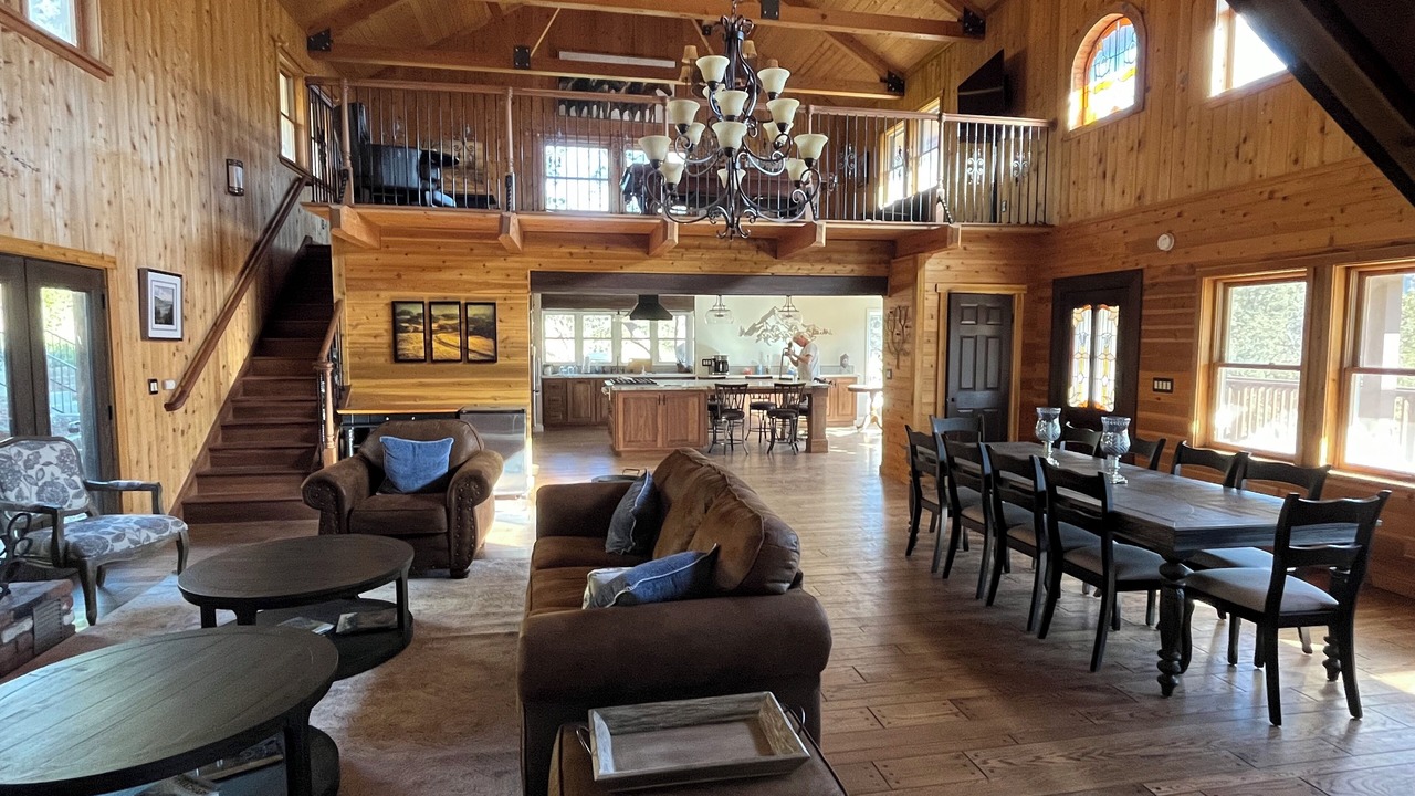 Photo of Livingroom in Tehachapi