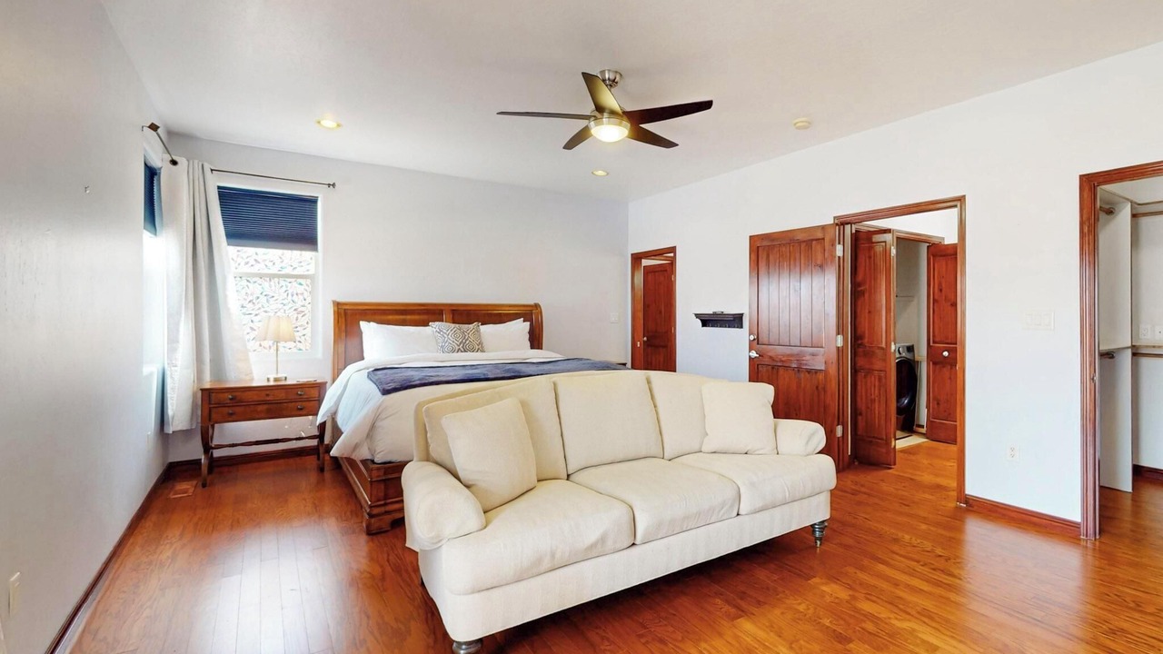 Photo of Bedroom in Raynolds Addition