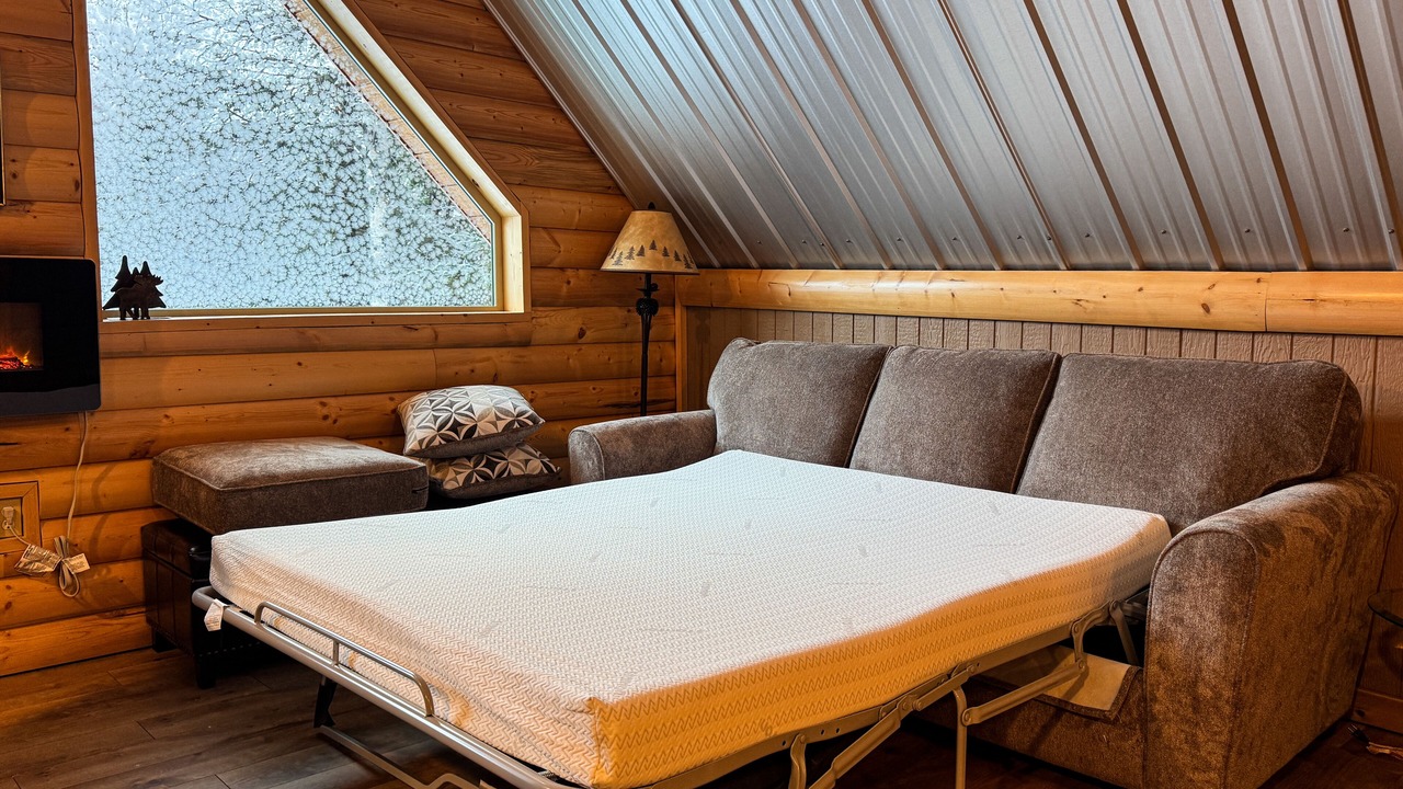 Photo of Bedroom in Moose Pass