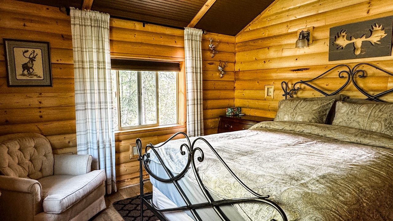 Photo of Bedroom in Moose Pass
