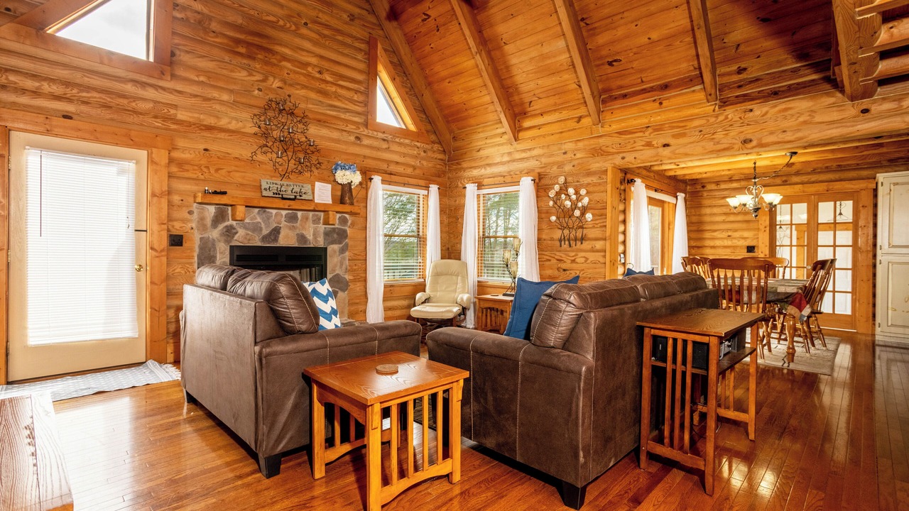 Photo of Livingroom in Draper