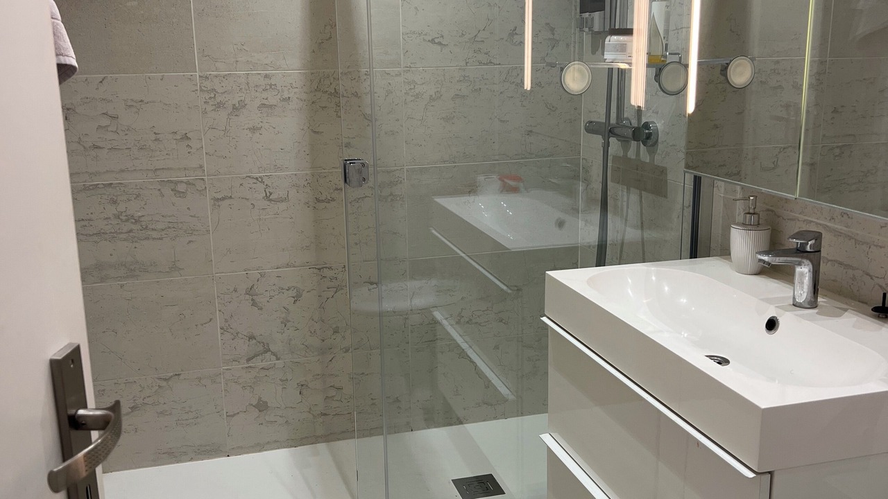 Photo of Bathroom in Gradignan