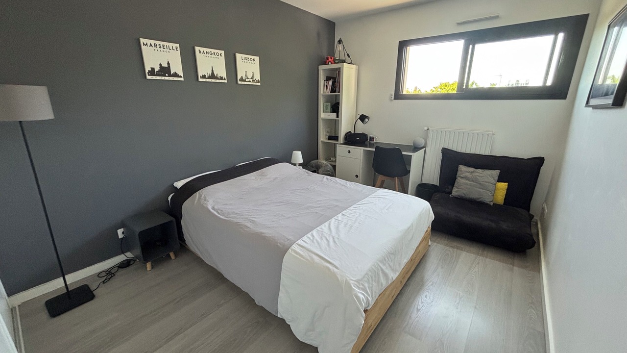 Photo of Bedroom in Bordeaux-Lac