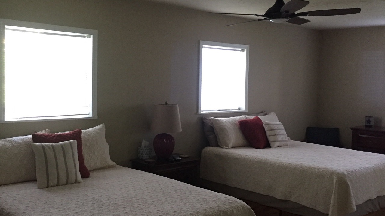 Photo of Bedroom in Crescent City