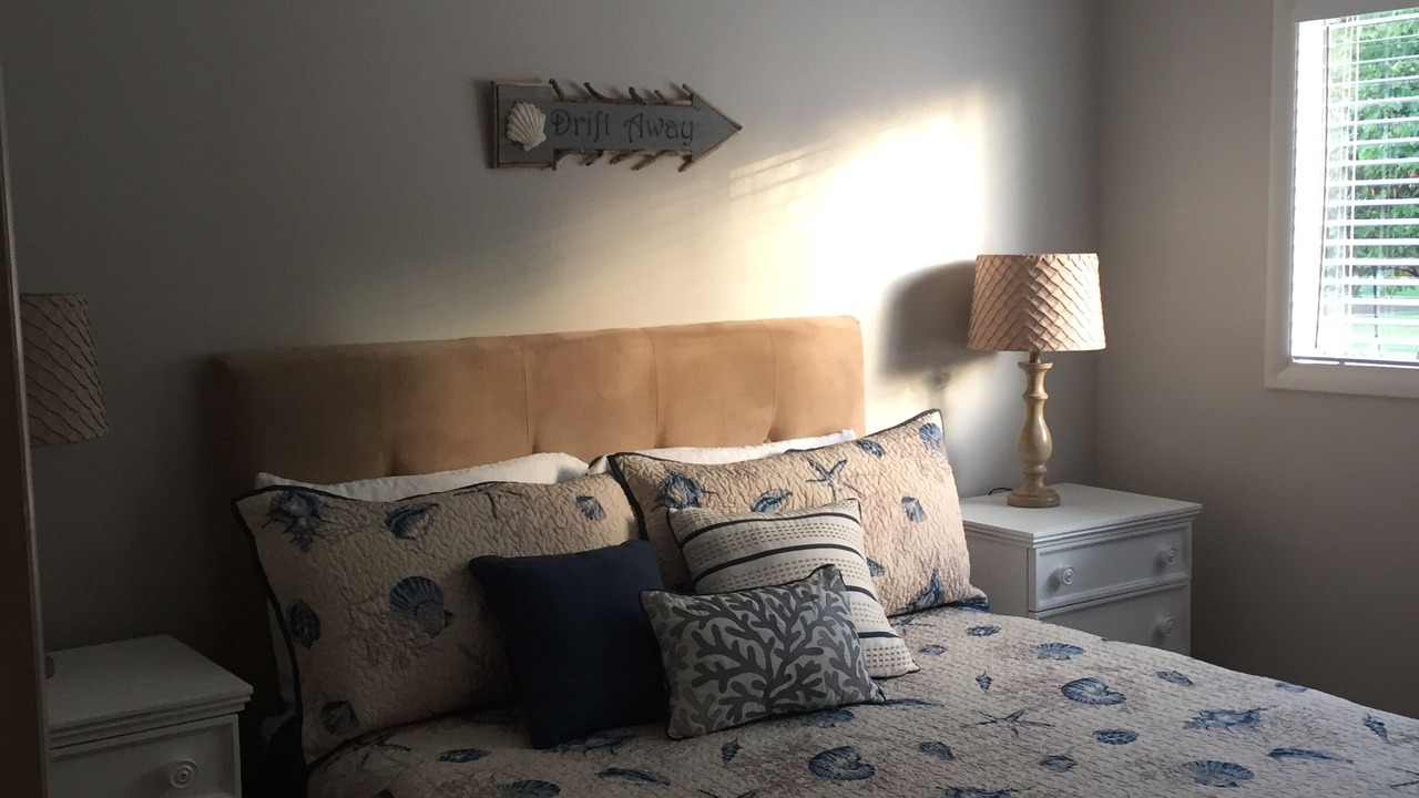 Photo of Bedroom in Crescent City