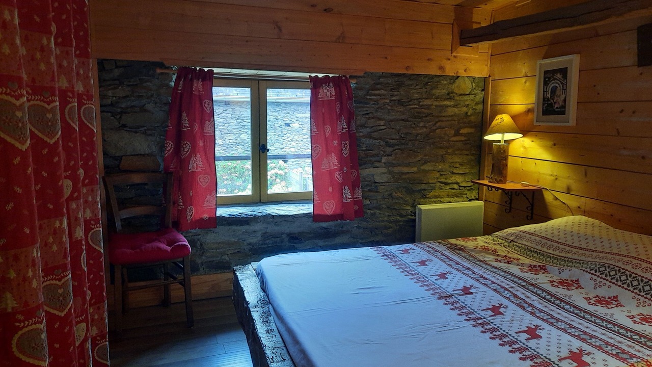 Photo of Bedroom in Antignac