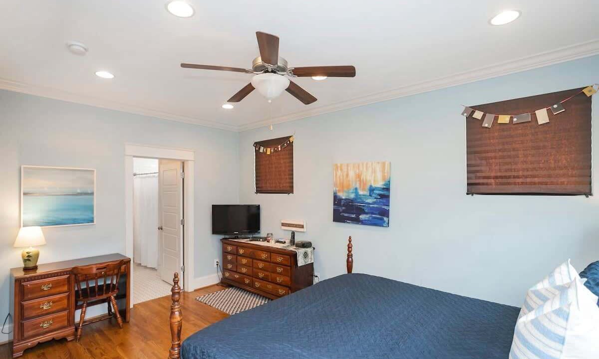 Photo of Bathroom in Inglewood