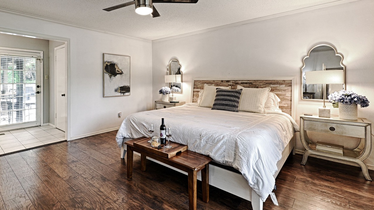 Photo of Bedroom in Las Colinas