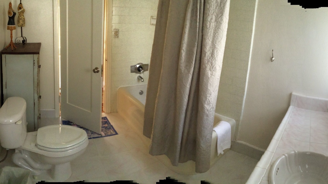 Photo of Bathroom in West Los Angeles