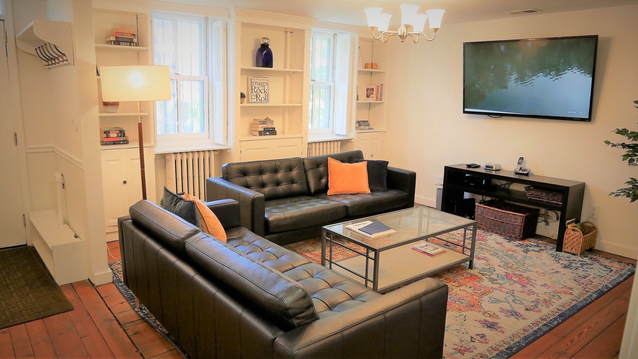 Photo of Livingroom in Capitol Hill