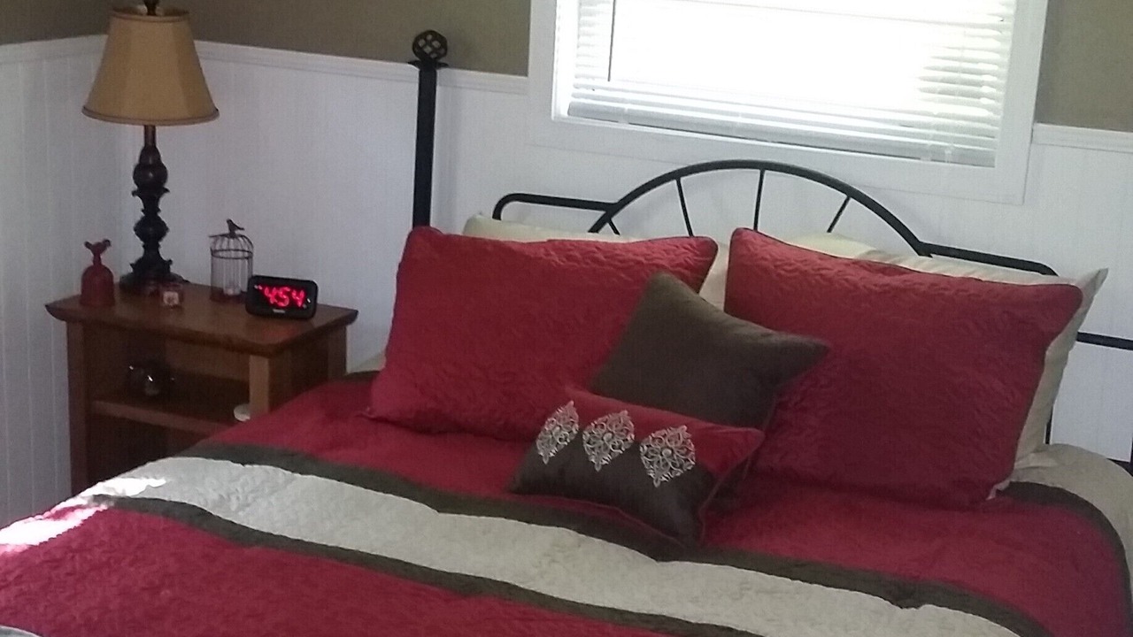 Photo of Bedroom in Blairsville