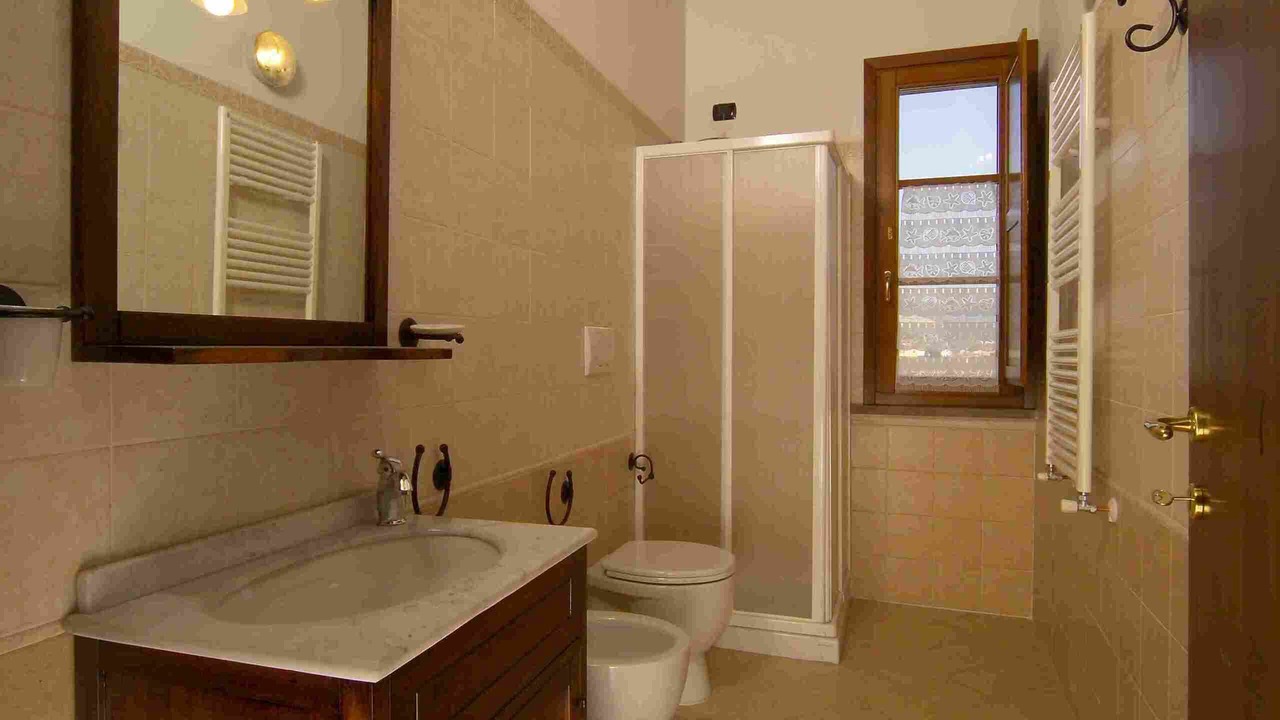 Photo of Bathroom in Latignano