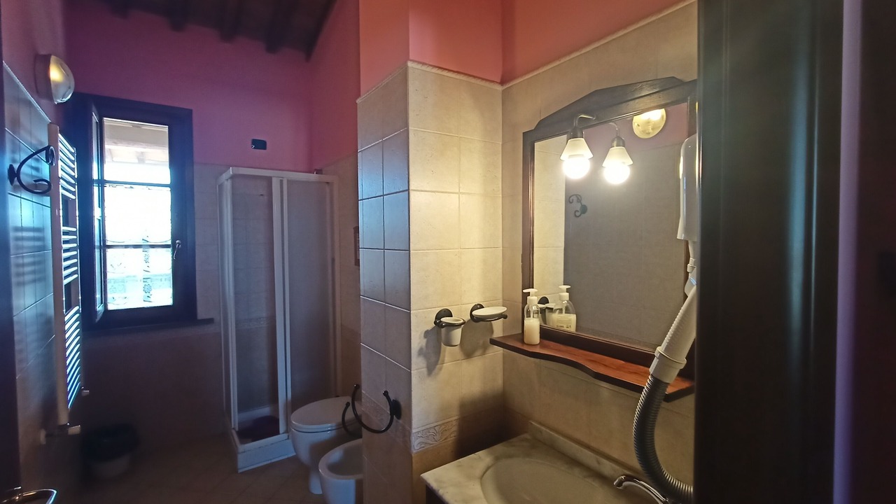 Photo of Bathroom in Latignano