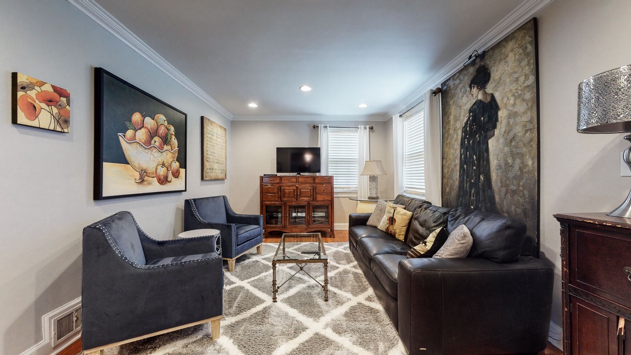 Photo of Livingroom in Green Hills