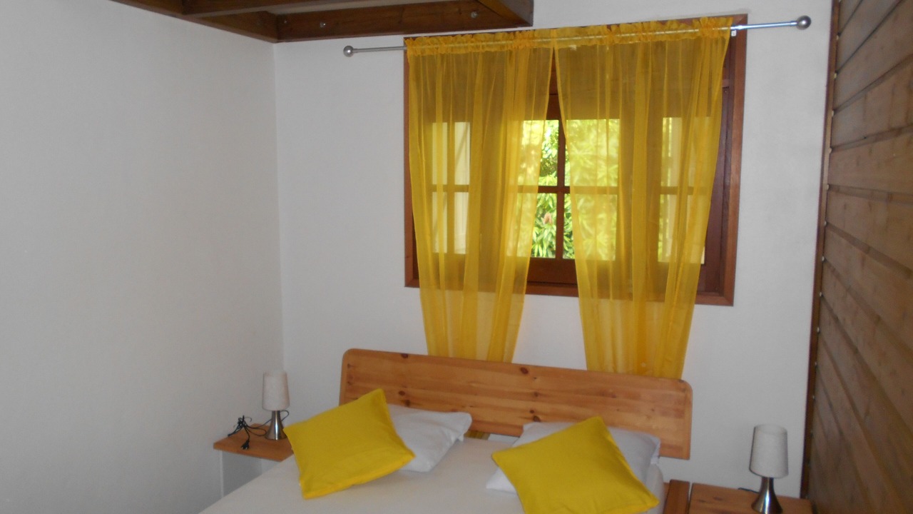 Photo of Bedroom in Deshaies