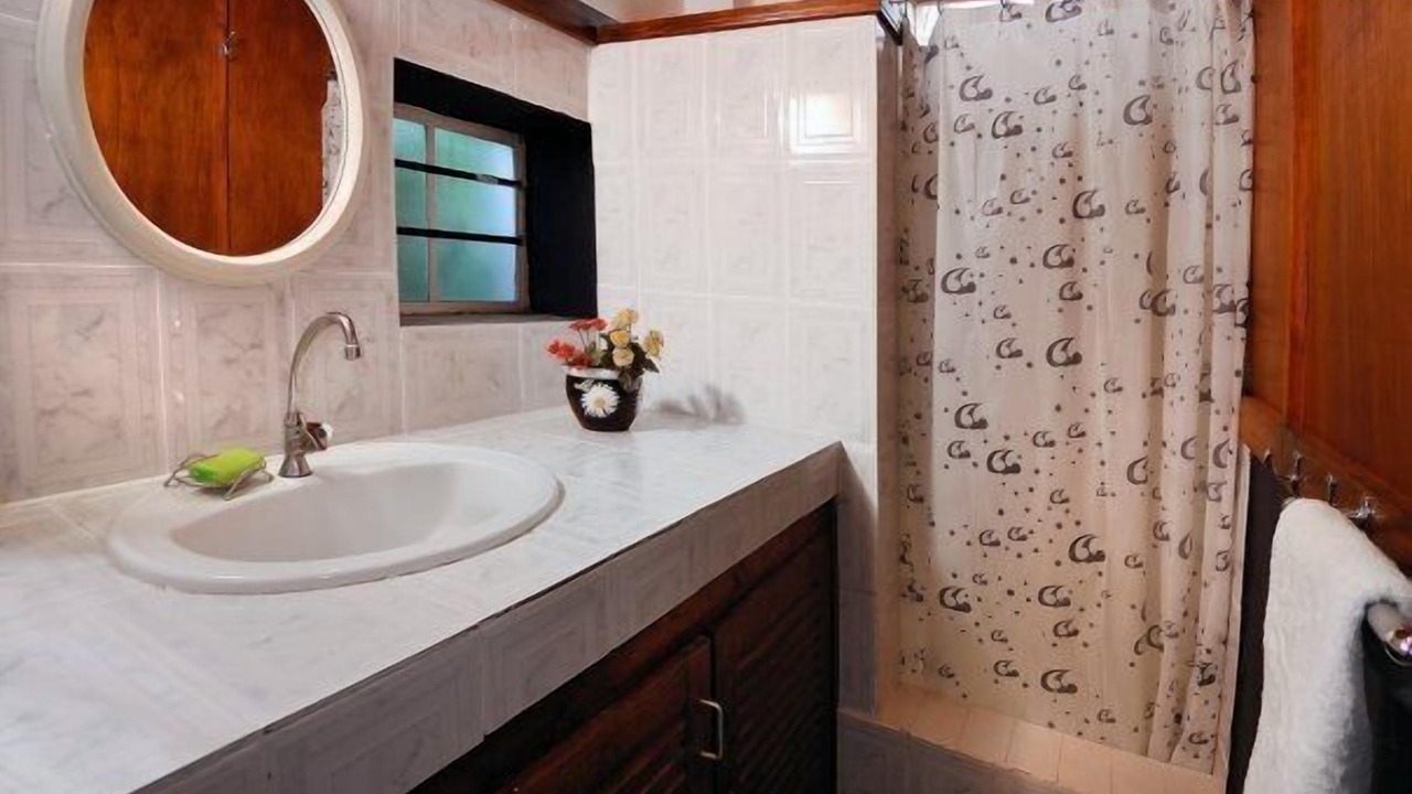 Photo of Bathroom in Port Louis