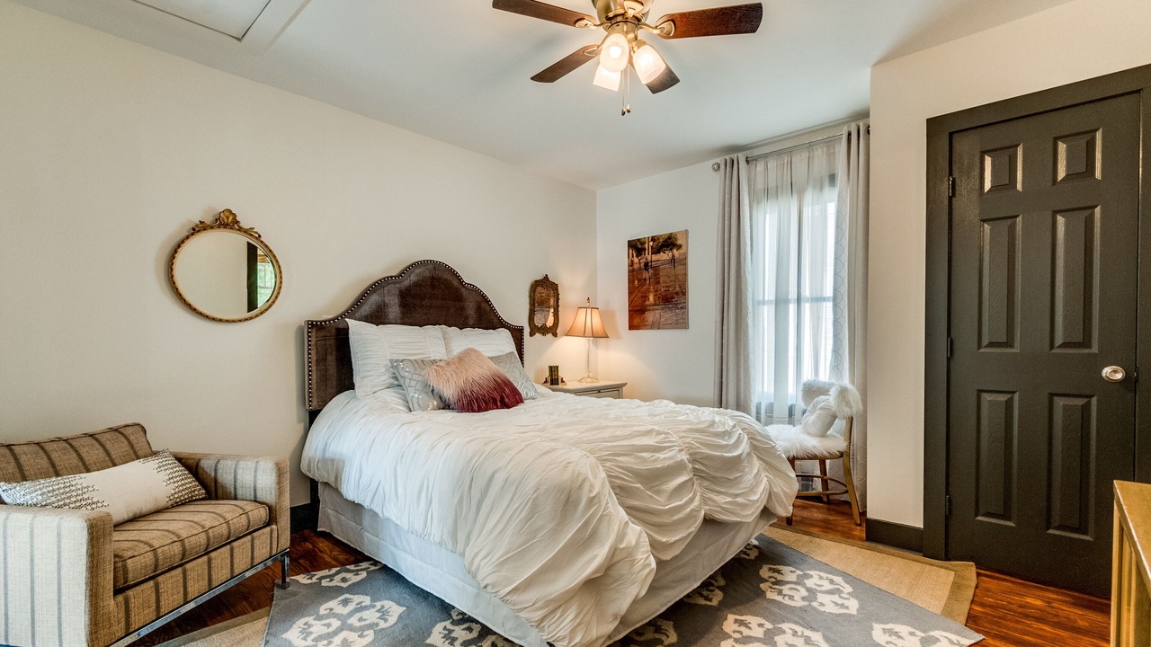 Photo of Bedroom in Glencliff