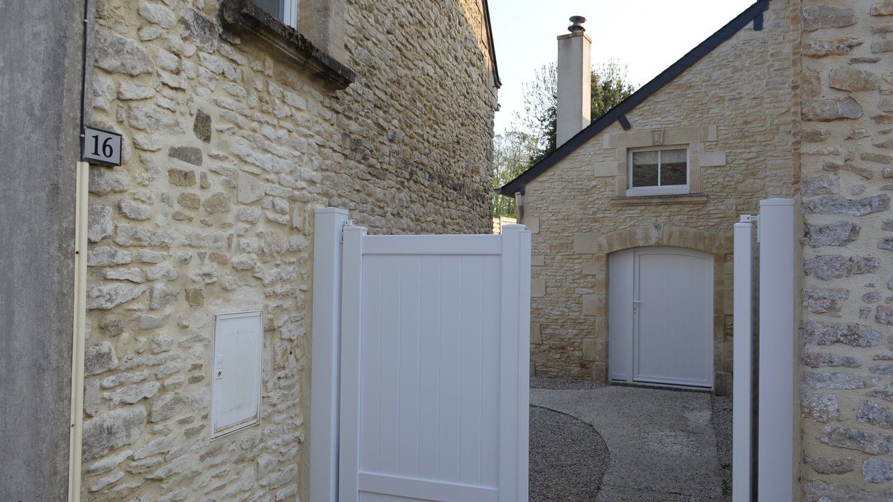 Photo of Outdoor in Ryes