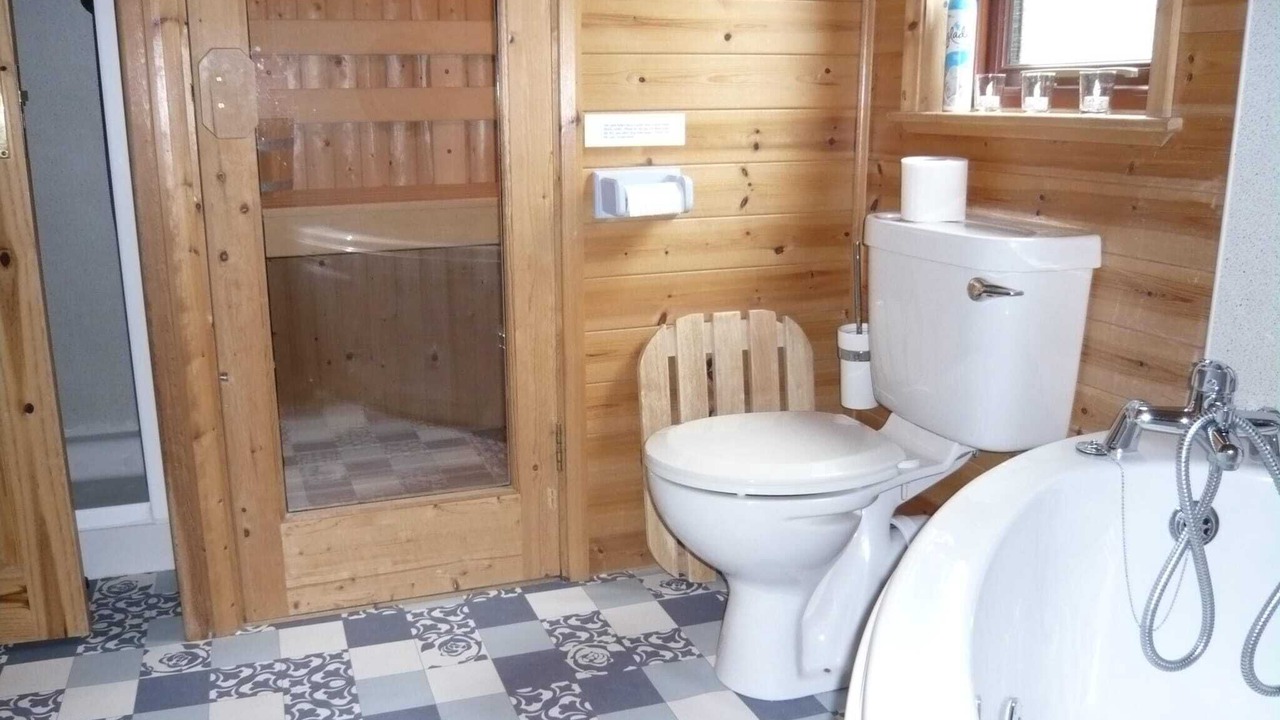 Photo of Bathroom in Romney Marsh