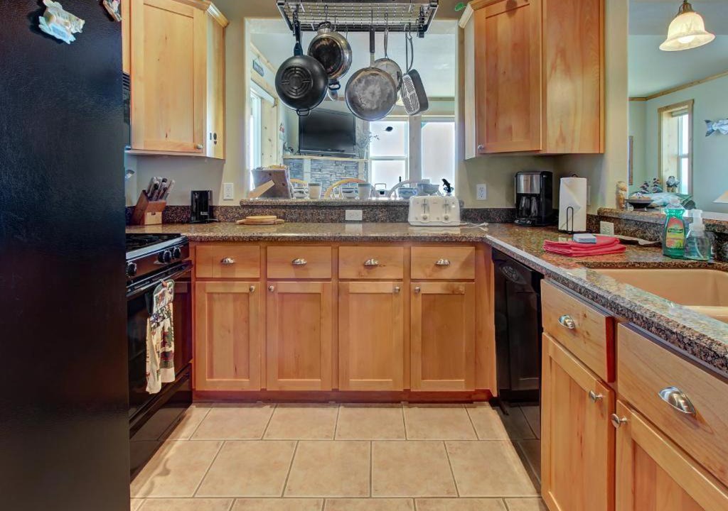 Photo of Kitchen in Gold Beach