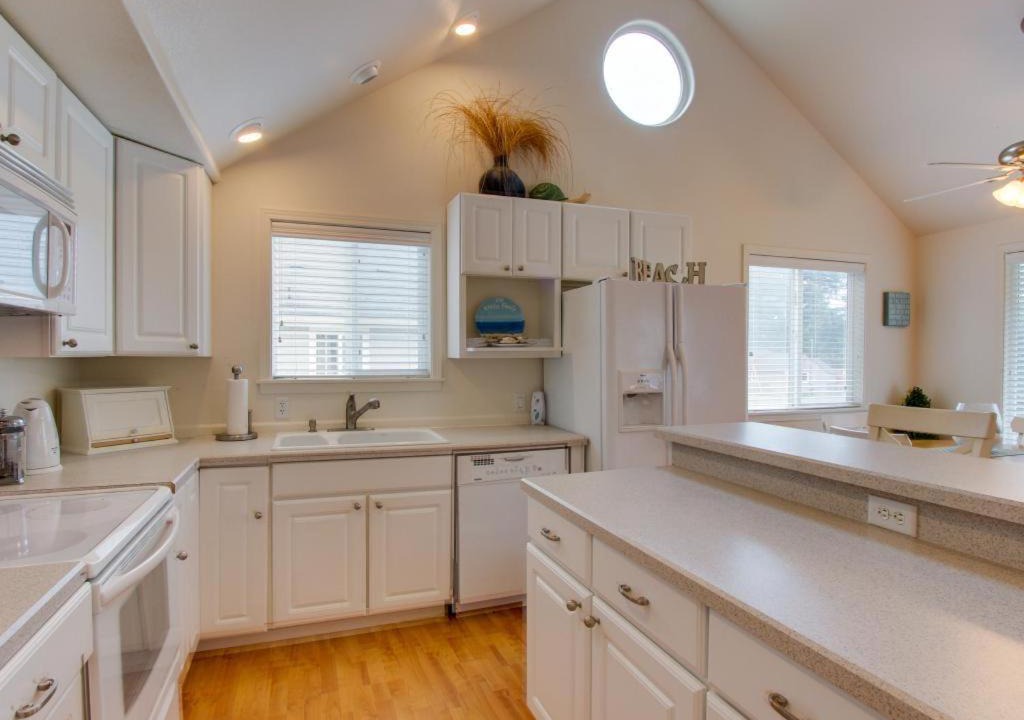 Photo of Kitchen in Sunset Beach
