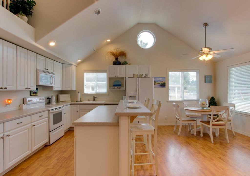 Photo of Kitchen in Sunset Beach