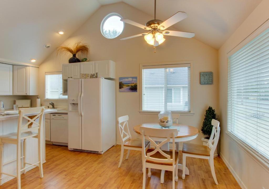 Photo of Kitchen in Sunset Beach