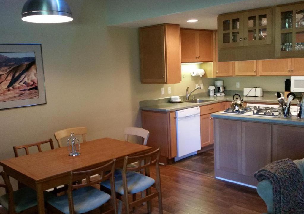Photo of Kitchen in Overlook Park