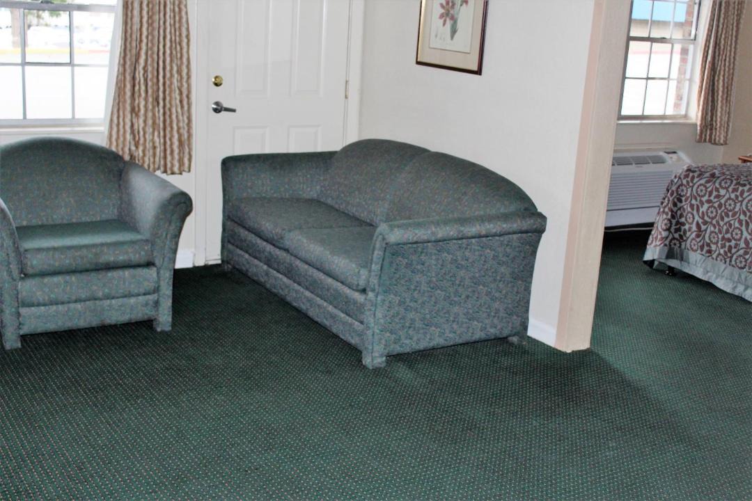 Photo of Livingroom in Murphys Corner