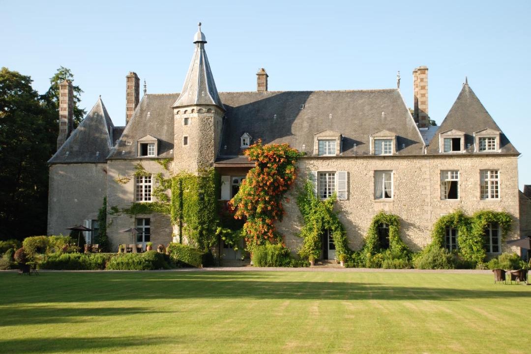 Photo of Buildings in Saint-Paterne