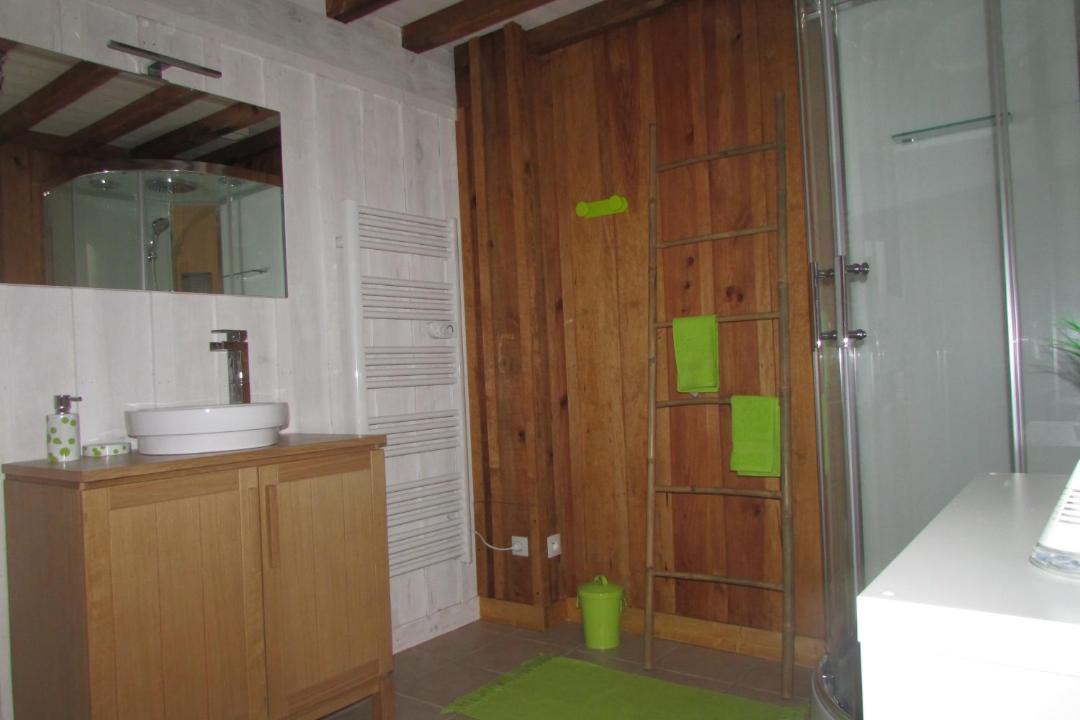 Photo of Bathroom in Luglon