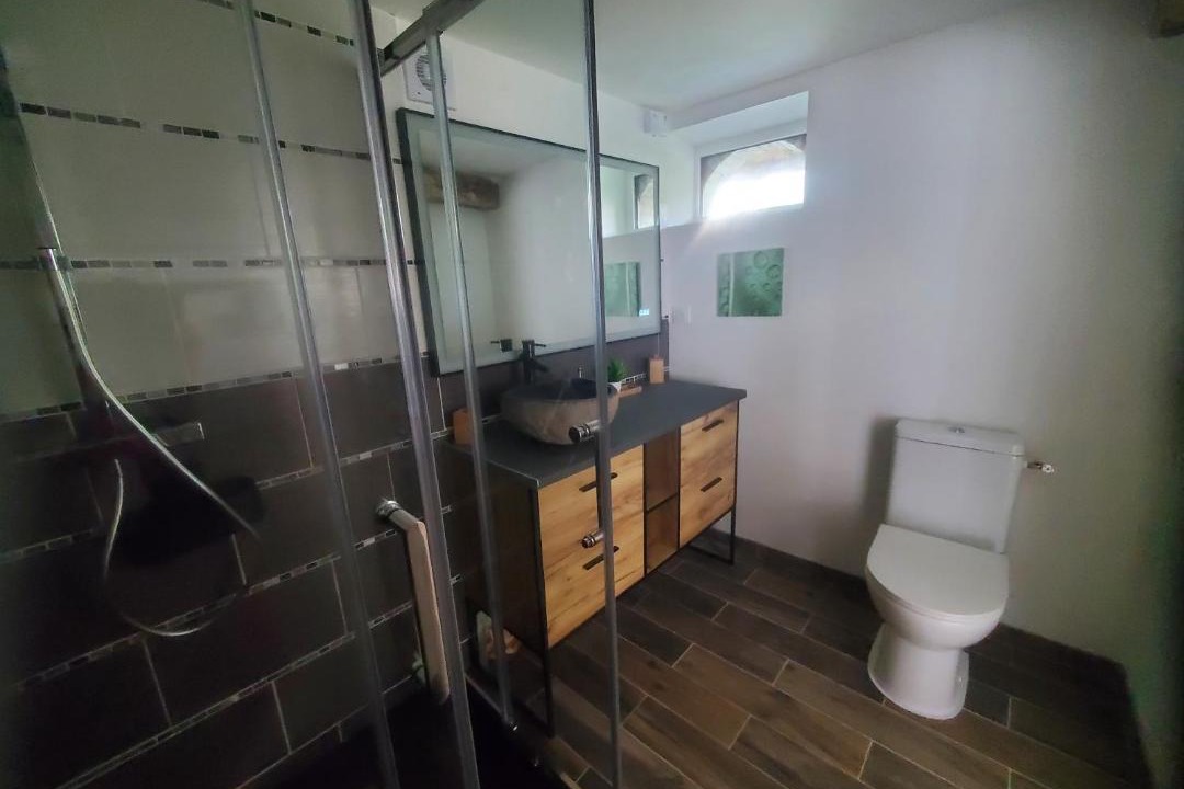 Photo of Bathroom in Moulhard