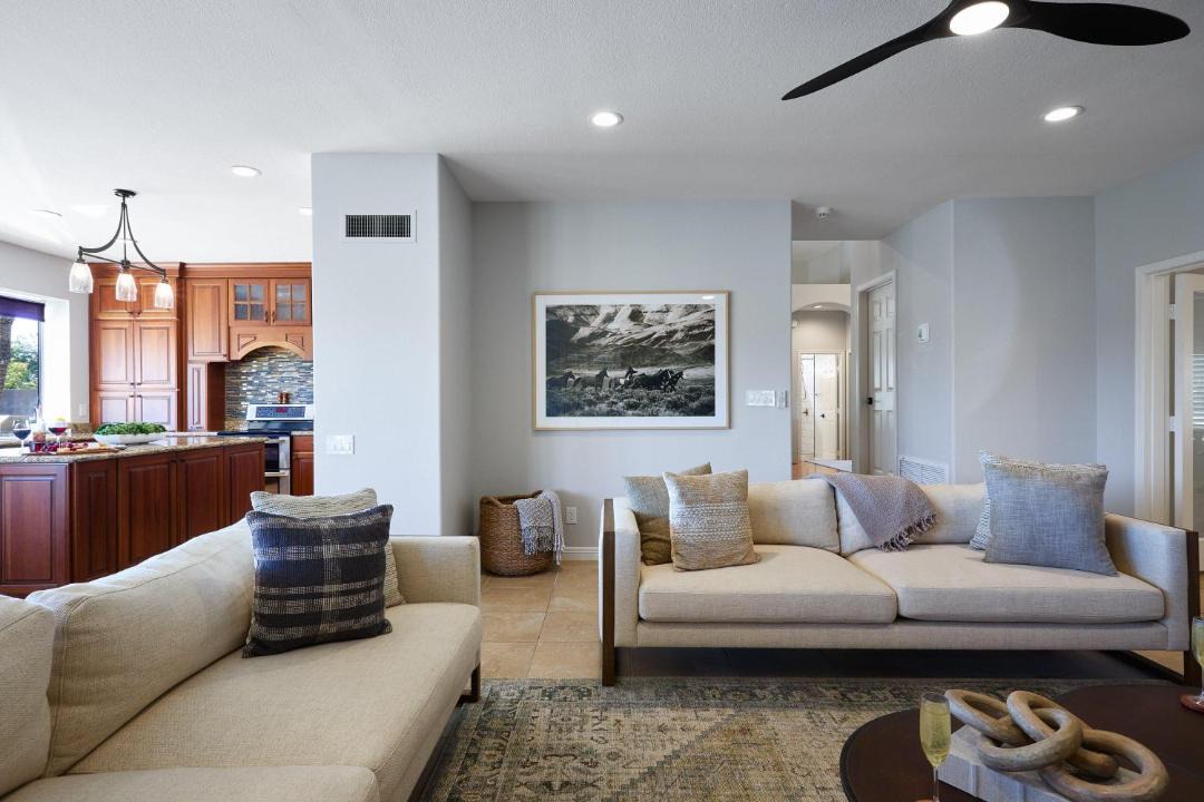 Photo of Livingroom in Paradise Park Vista