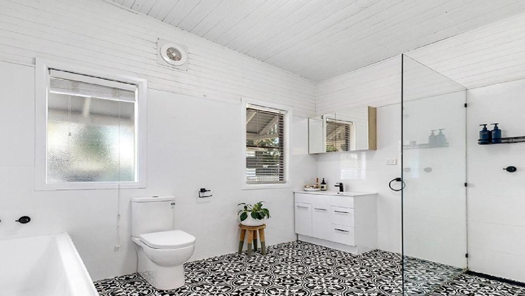 Photo of Bathroom in Singleton