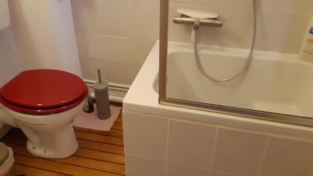 Photo of Bathroom in Tuffe Val de la Cheronne
