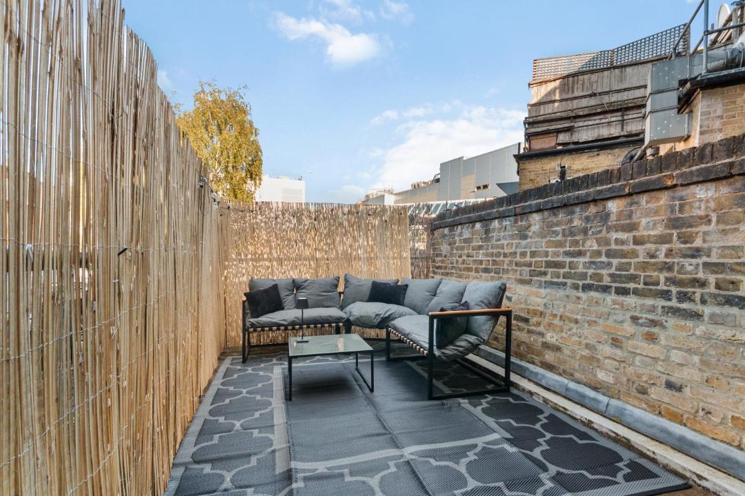 Photo of Patio Balcony in Fulham Broadway
