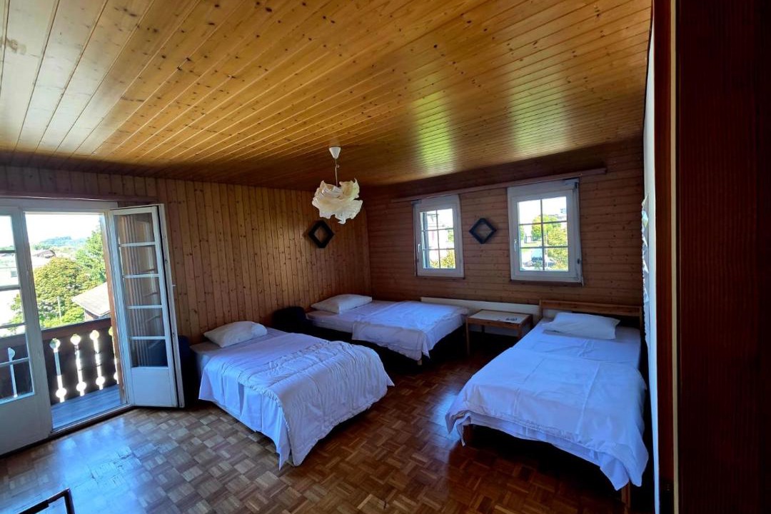 Photo of Bedroom in Root