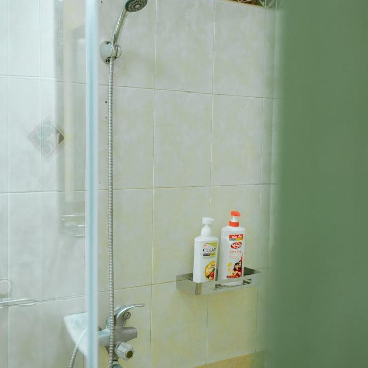 Photo of Bathroom in Van Mieu