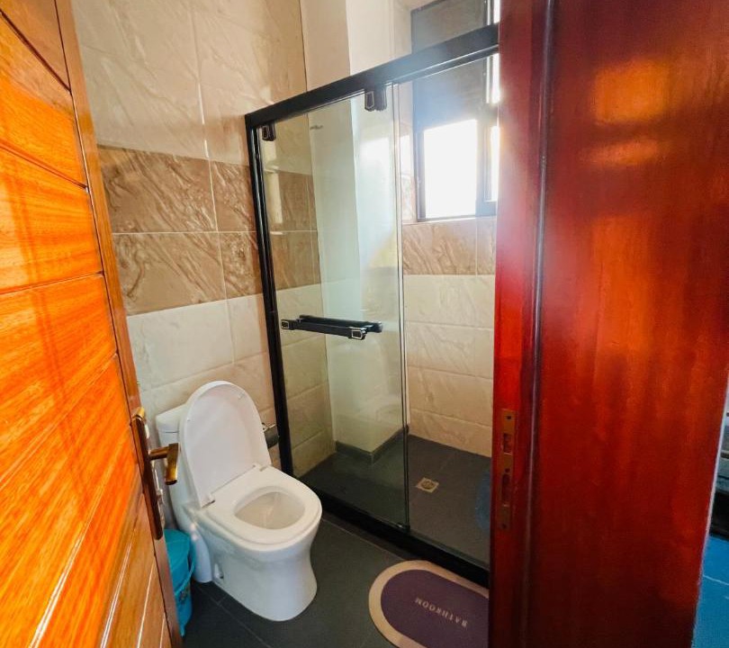 Photo of Bathroom in Gitarama