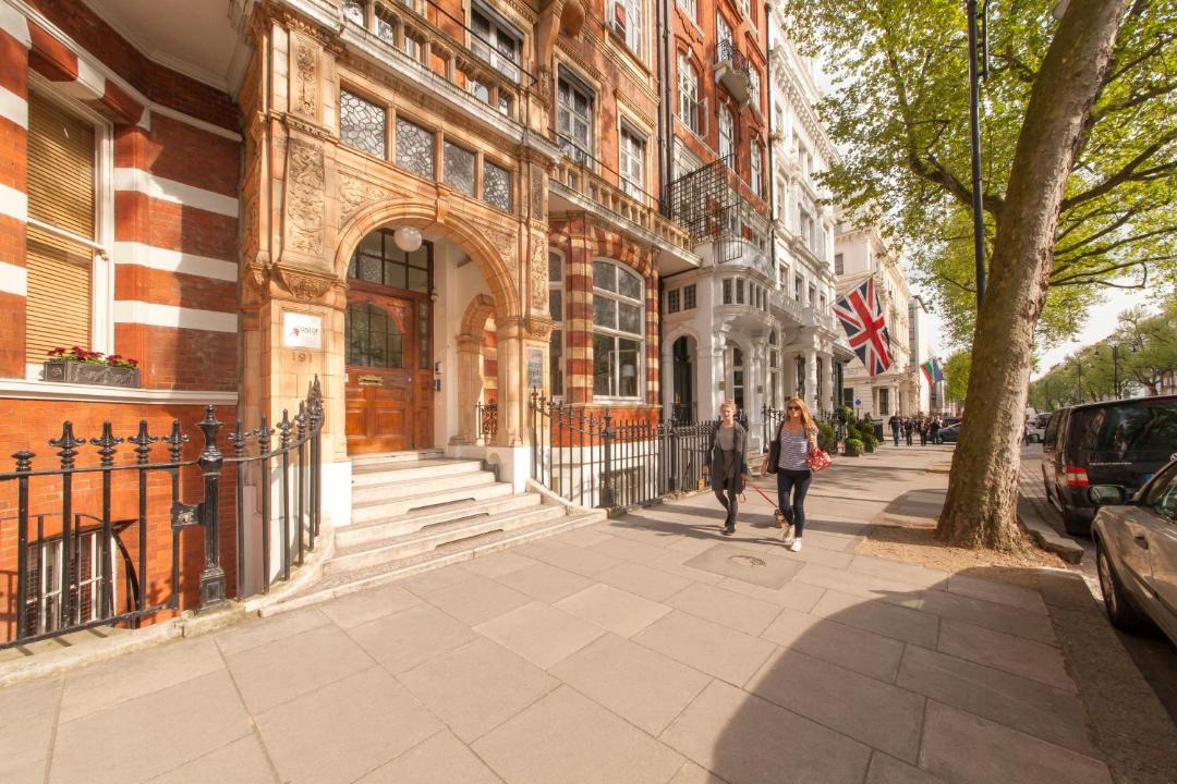 Photo of Others in Kensington